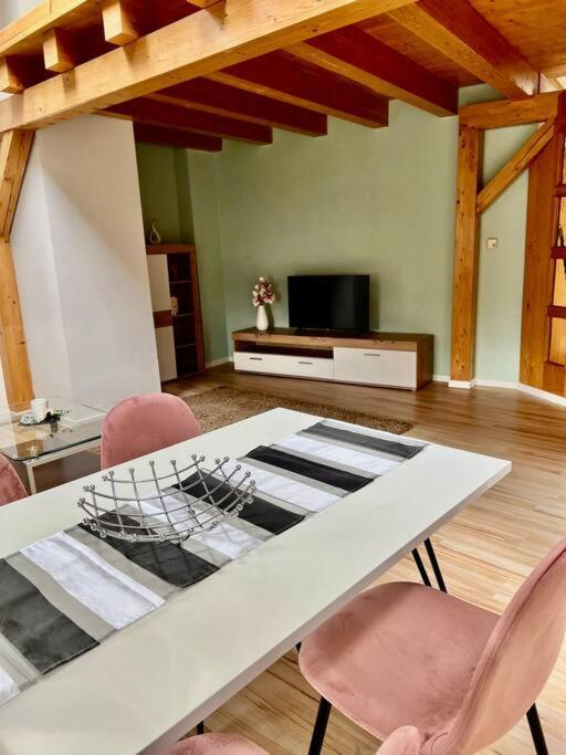Ferienwohnung Wanderurlaub Mit Und Ohne Hund! Harra Exterior foto